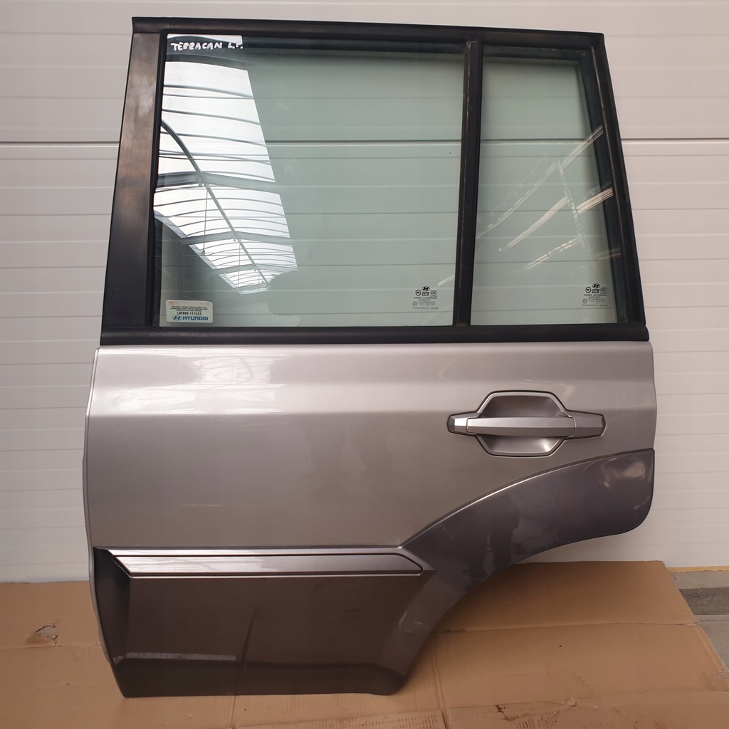 фото №1, Дверь левый задняя полный terracan 04r