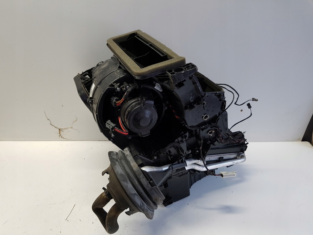 фото №8, Bmw i3 отопитель