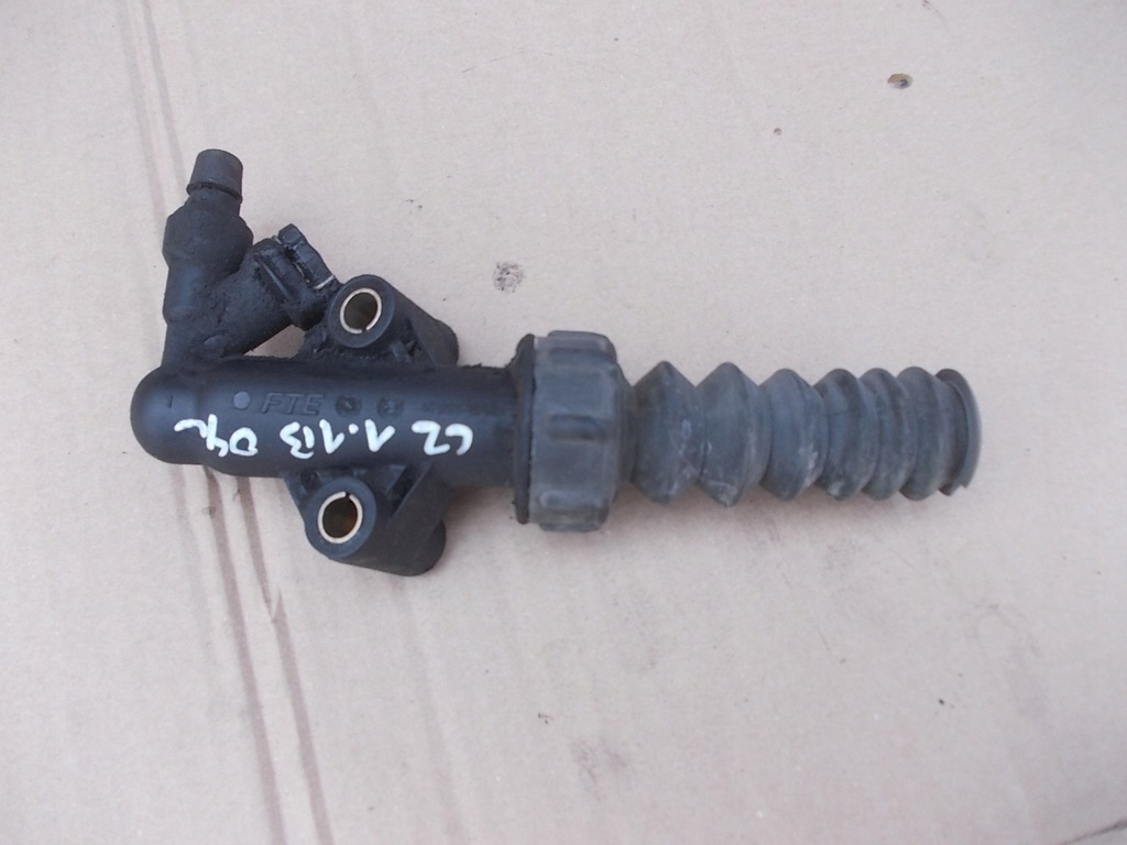 фото №1, Помпа сцепления citroen c2 1,1