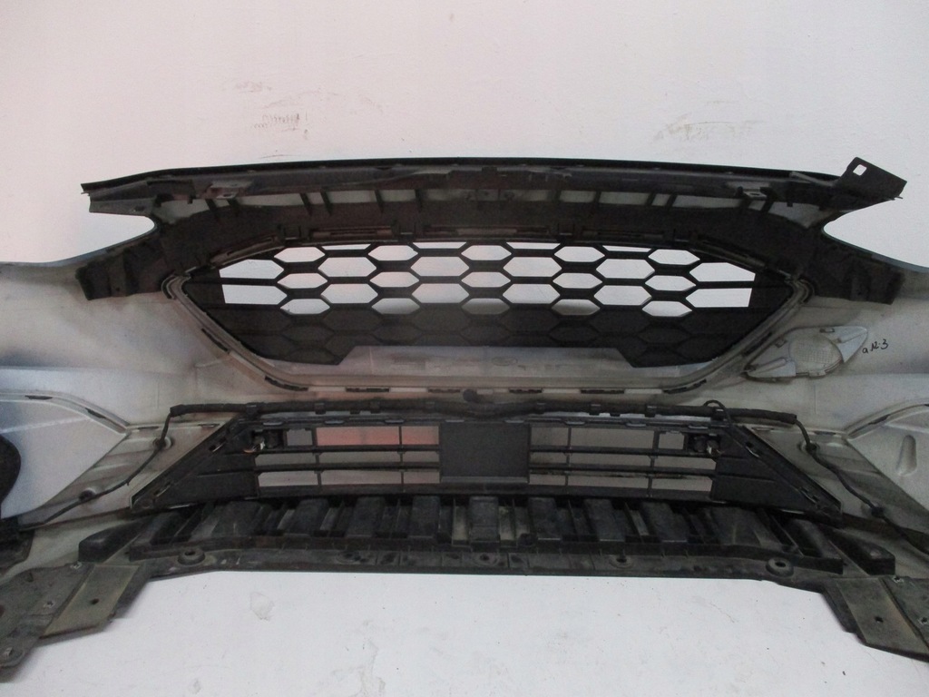 фото №8, Бампер передний ford focus mk4 st-line 4 pdc