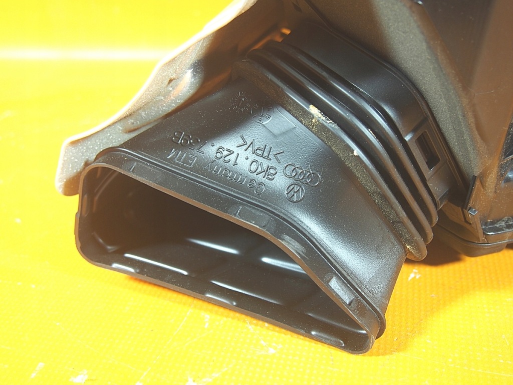 Купити Audi a5 8t 16km корпус фільтра повітря витратомір 8k0133835cd