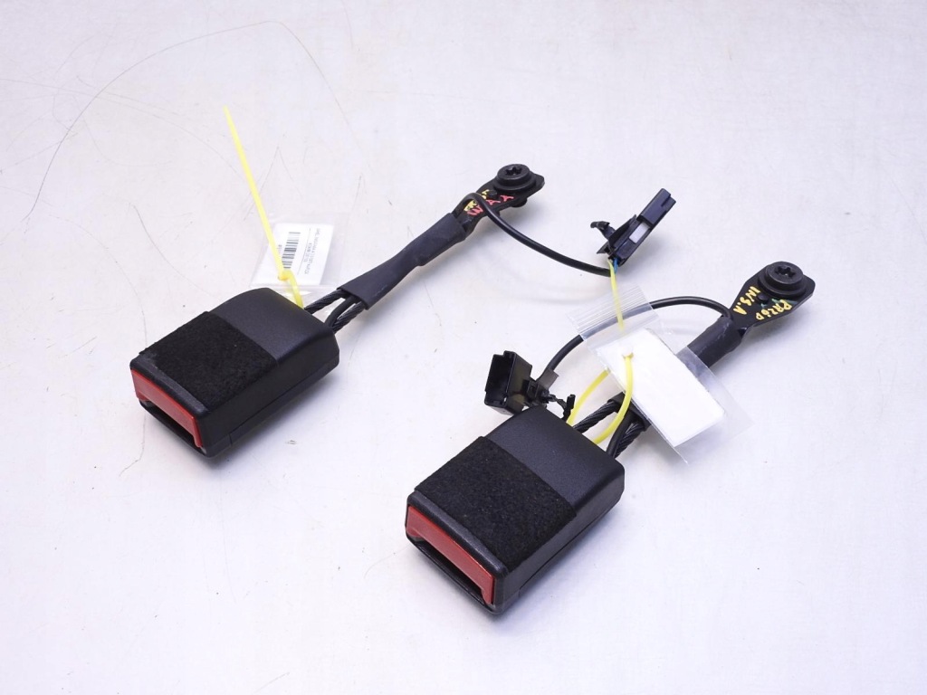 Кліпса поперечина перед opel insignia a 13327470 Київ