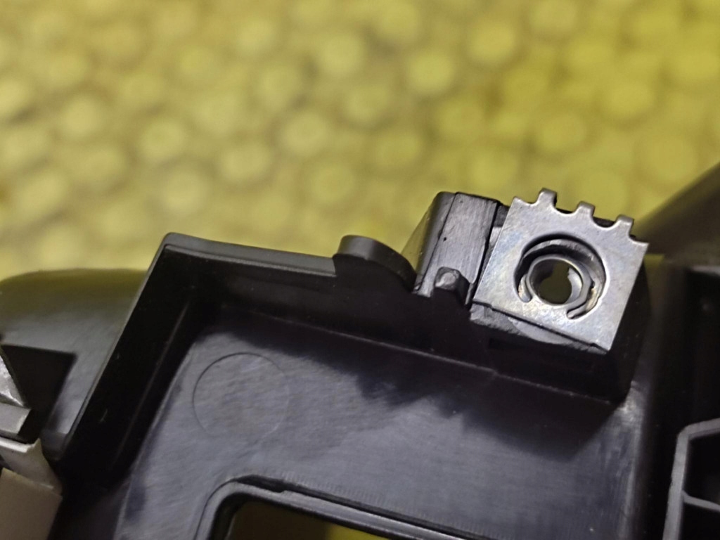 Peugeot 207 решётки обдув средняя дисплей 9656992377 в Украине