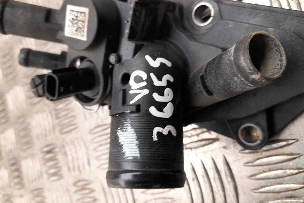 фото №1, Корпус термостата renault 110618961r 2019