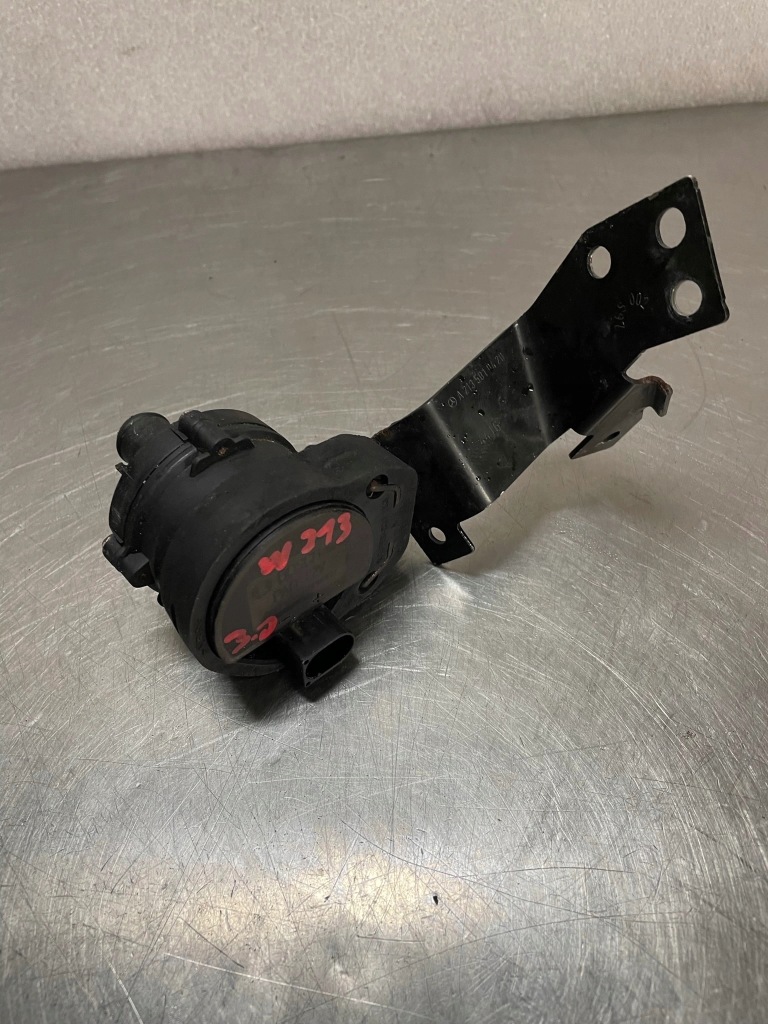 фото №1, Термостат корпус mercedes w213 3.0 cgi org fv