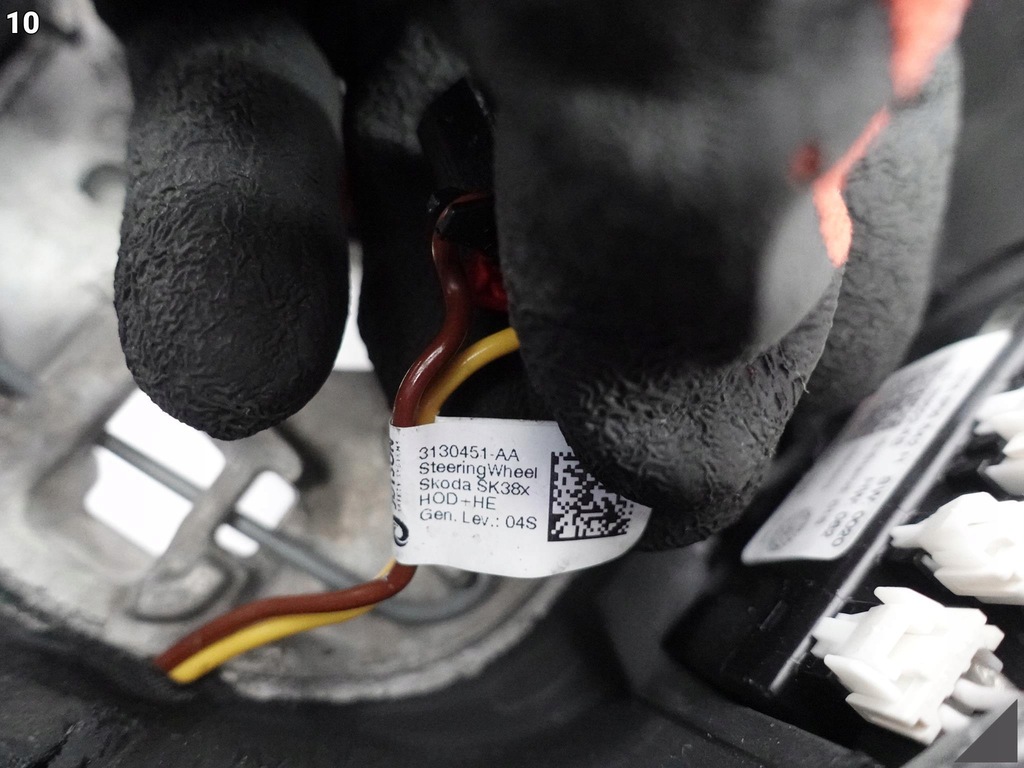 фото №11, Skoda octavia iv 5e3 20- повітропровід підігрів пелюстки перемикання