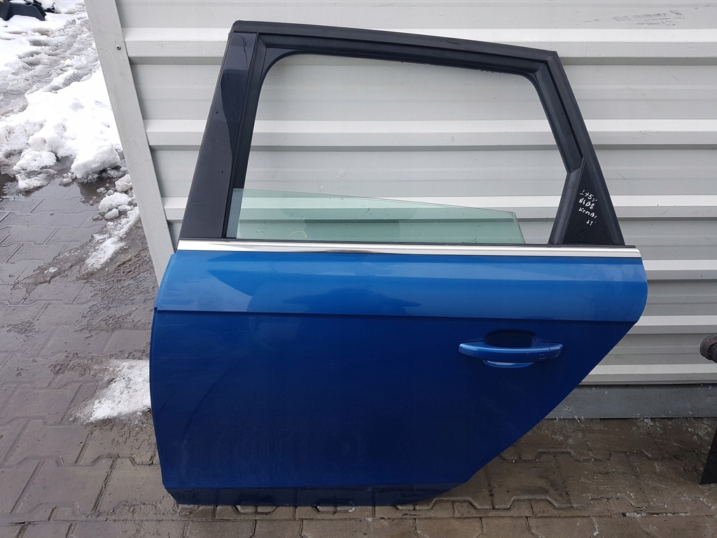 фото №1, Audi a4 b8 08r- kombi двері ліва задня lx5v