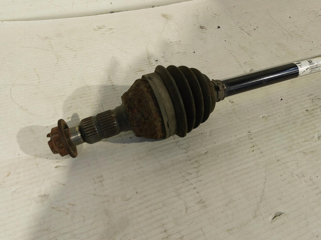 Opel insignia a приводной вал правая  задний Цена