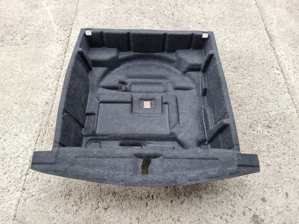 Купить Mercedes w292 gle купе обшивка багажника