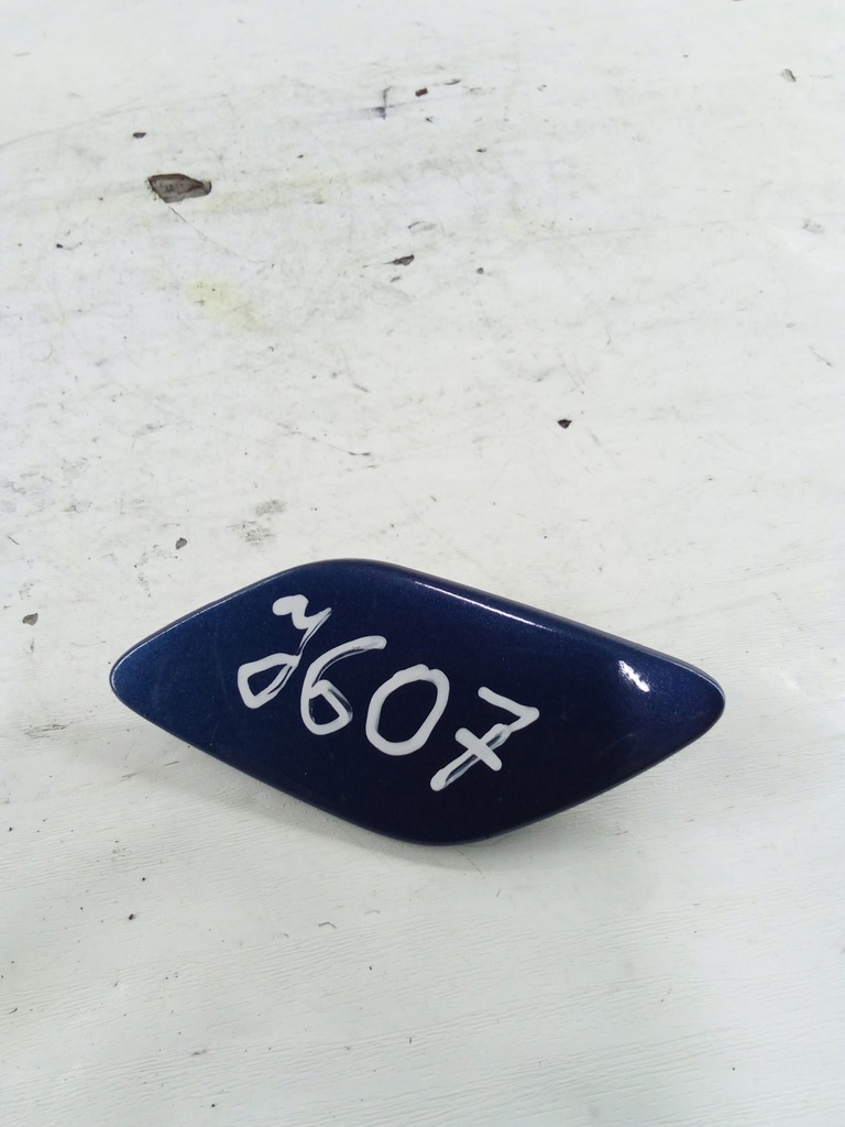 фото №1, J607 заглушка распылителя лампы левая bmw e90