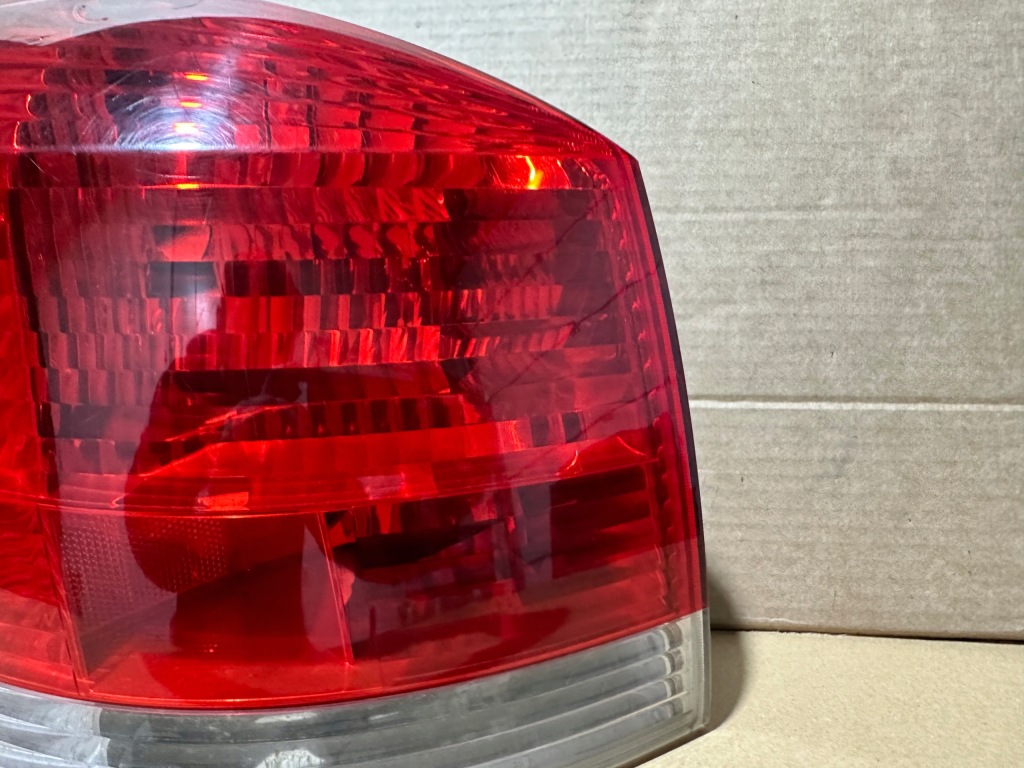 Opel signum лампа задня ліва europa 13159861 Зі Шроту