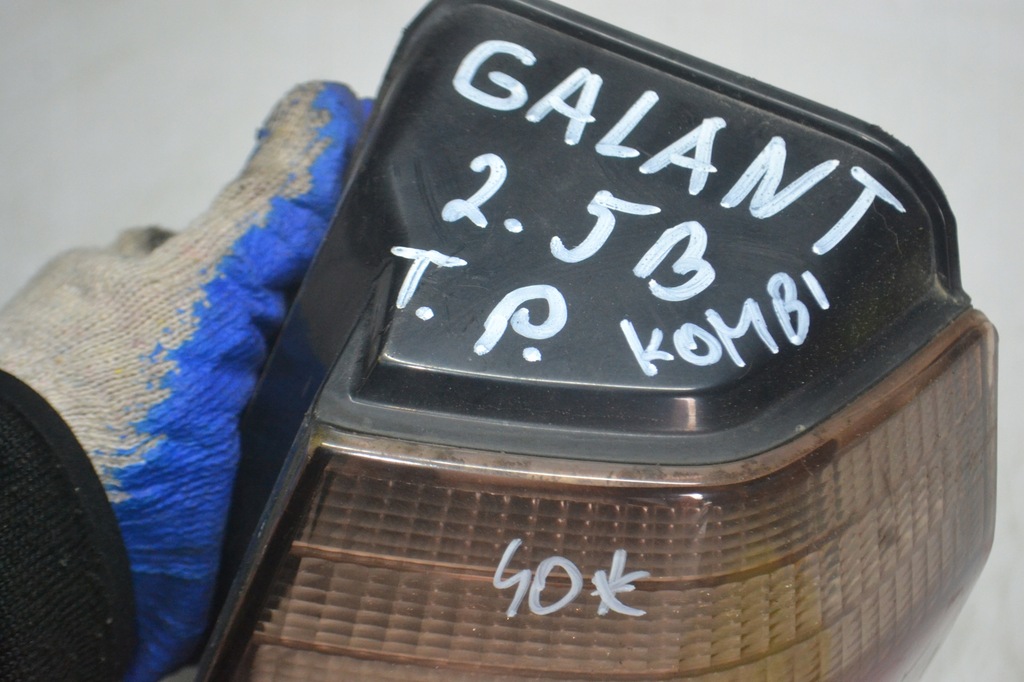 фото №5, Лампа задня права задня правий крила mitsubishi galant viii kombi