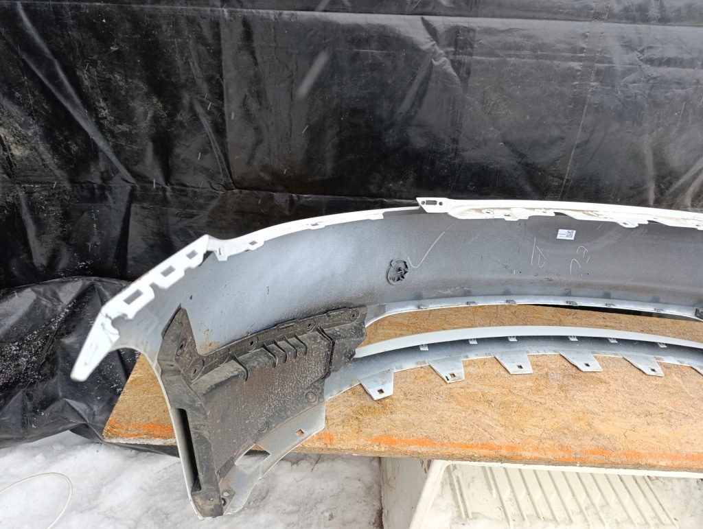 Бампер перед передній tesla 3 lift highland 23- 1781565-33-a z13 в Україні