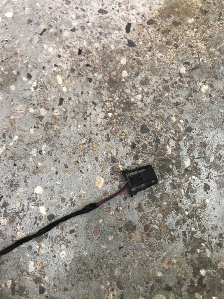 фото №3, Штекер do audi a1 11-