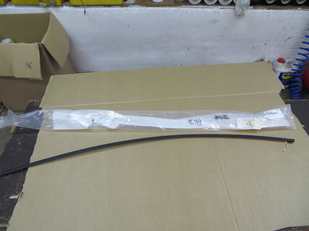 фото №1, Молдинг двері лівий перед hyundai i40 82850-3z001