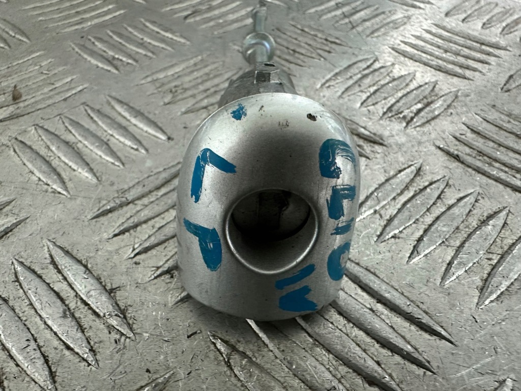 фото №2, Renault clio iv вкладка замка двері заглушка