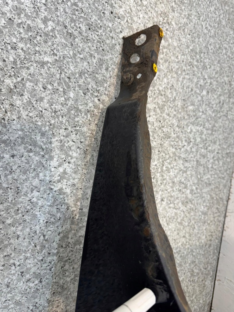 Крыло левый перед volvo xc60 2008-2013 452-46 Недорого