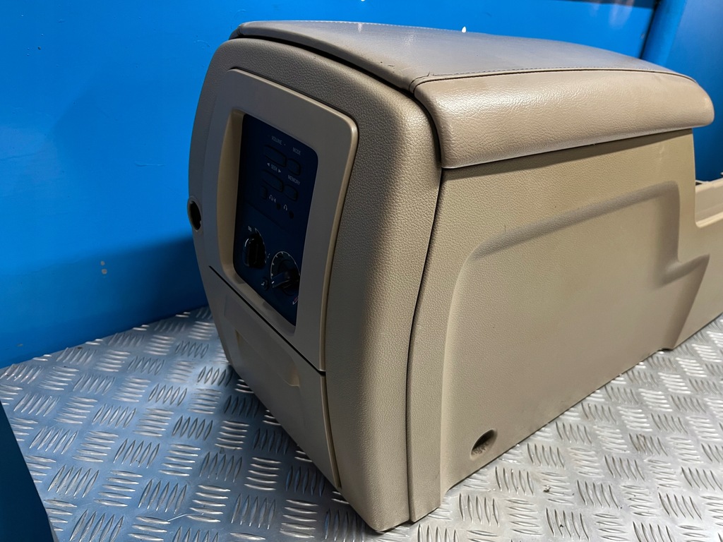 фото №9, Ford expedition ii 02- тунель підлокітник бежевий