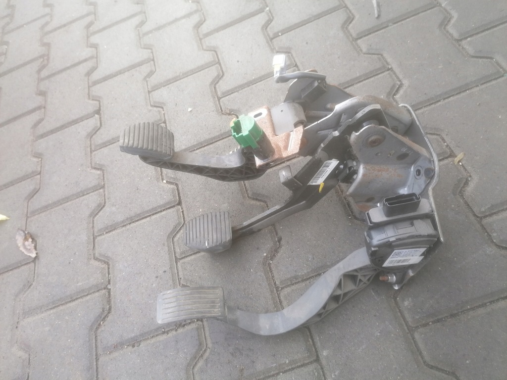 фото №1, C3 picasso педали gaz тормоз сцепление комплект