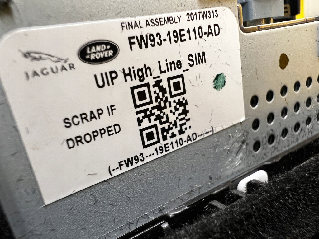 фото №6, Бардачок консоли центральной разъём port usb hdmi sim range rover velar l560