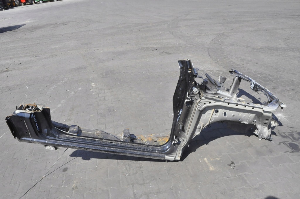 фото №1, Suzuki jimny iv четверть лонжерон правый перед + порог