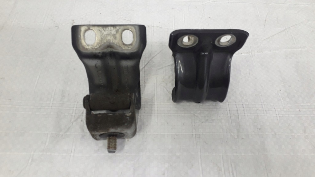 фото №16, Петля крышки багажника audi a3 8l 8d9827299