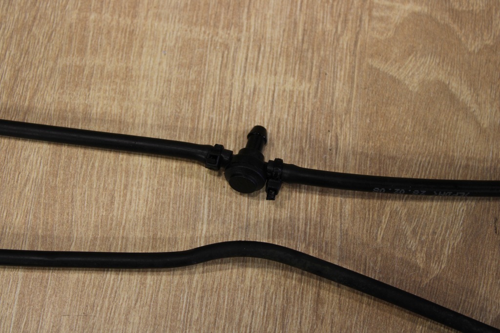 фото №6, Форсунки розпилювача перед jaguar xf x250 комплект