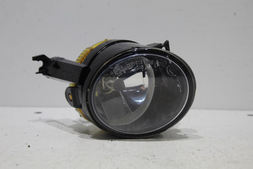 фото №1, Vw touran 1t0 caddy противотуманная фара правый