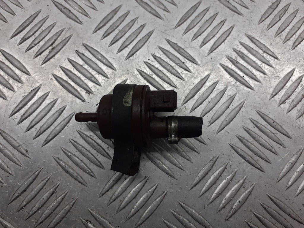 фото №1, Клапан вакууму citroen c3 1.1 2580008b