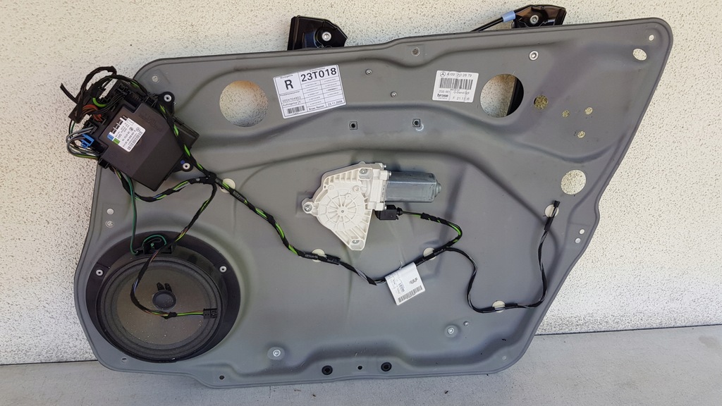 фото №1, Механизм стекло правый перед mercedes w245