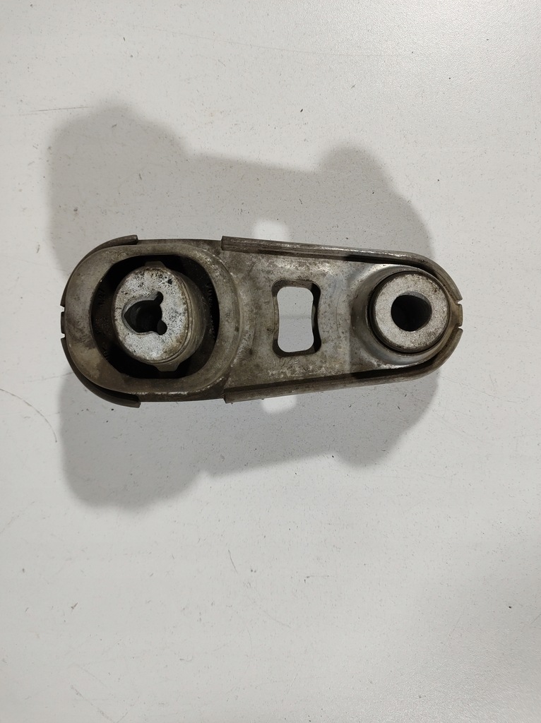 фото №1, Renault kadjar 16r- кронштейн подушка двигуна
