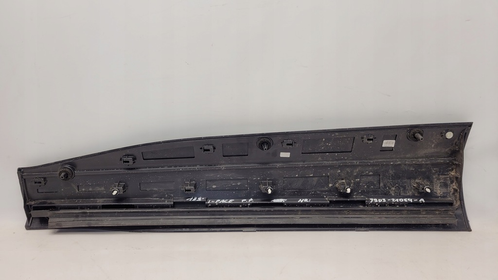 фото №2, Jaguar i-pace молдинг двері права перед