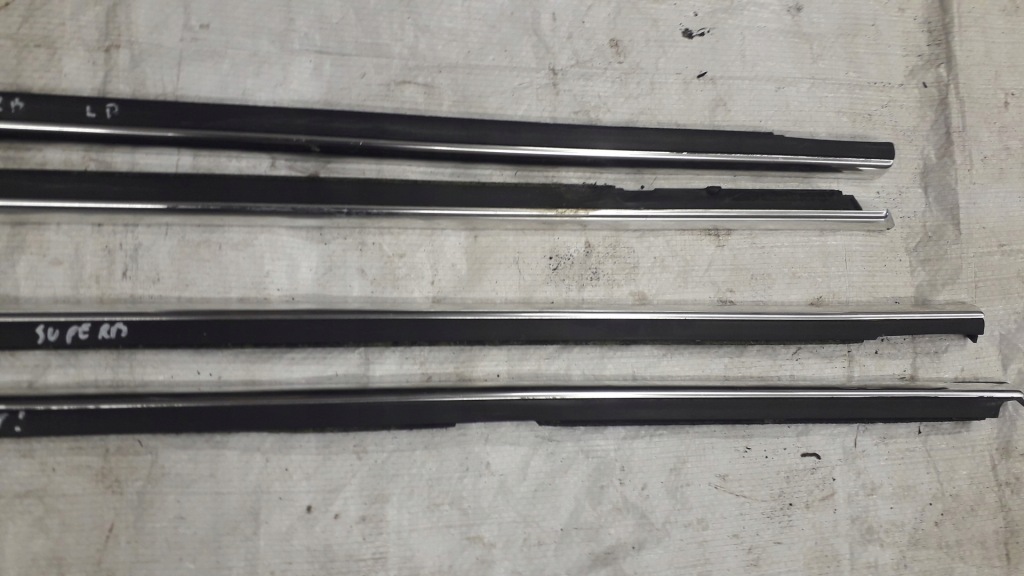 фото №12, Parapet молдинг ущільнювач двері skoda superb 2001-2008