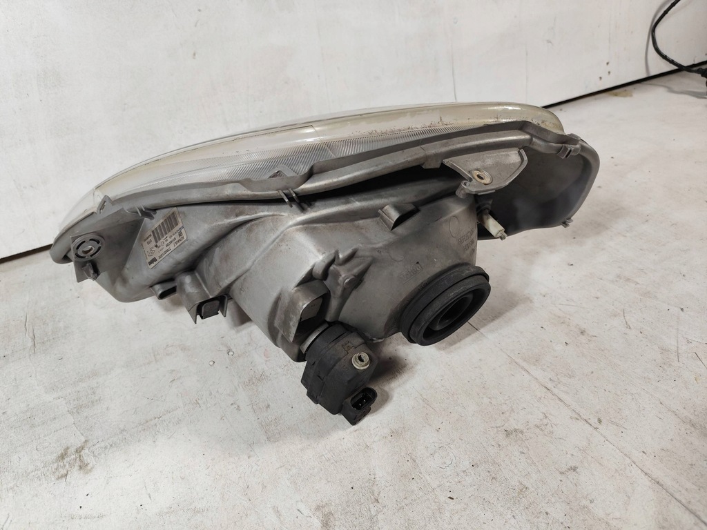 фото №7, Renault trafic ii vivaro i a 01-06 правый перед правая передняя лампа cała eu