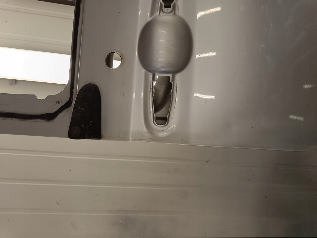 фото №8, Mercedes vito w639 - дверь задние правое крыло серебристый