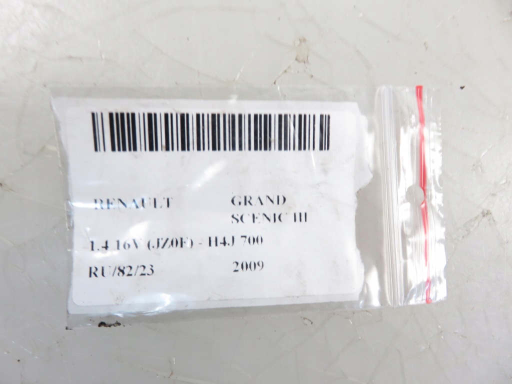 фото №7, Петли капот scenic iii 654000004r 654010004r ted69