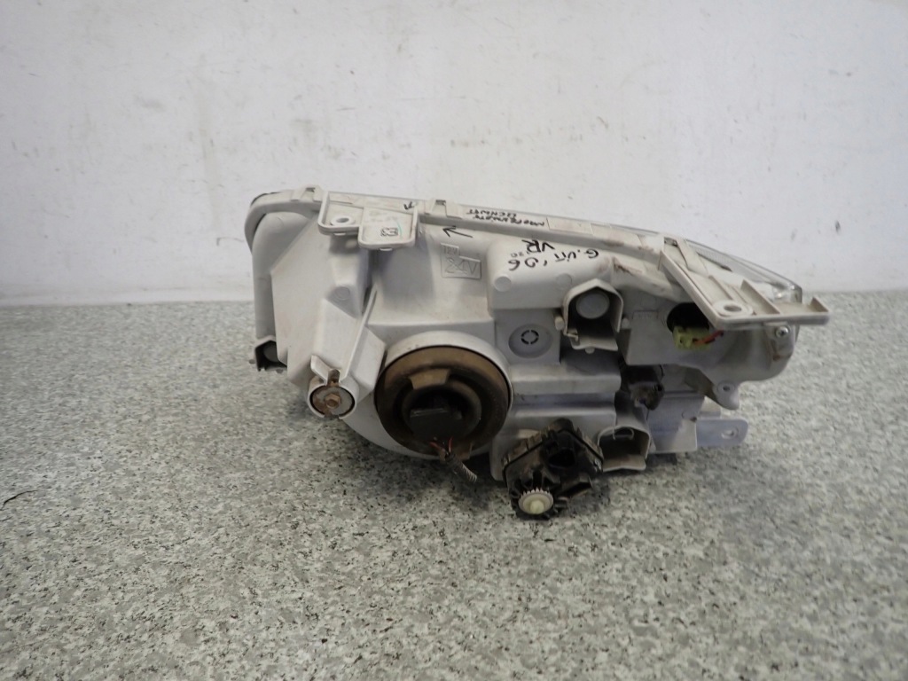 фото №7, Suzuki grand vitara ii 05- 3 дверь лампа передняя фара правый europa