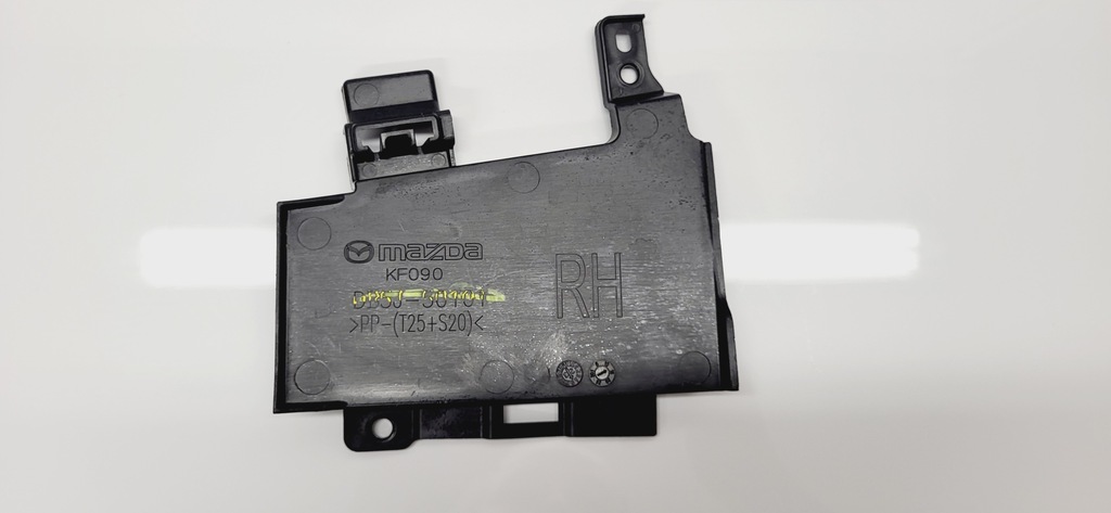 фото №1, Mazda 2 заглушка бампера правий перед