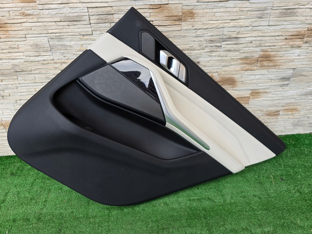 фото №1, Обивка правый задняя bmw x7 g07