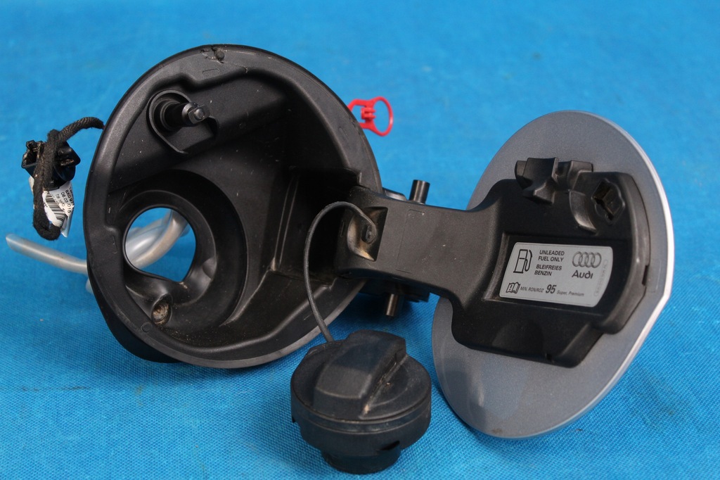 фото №8, Audi a1 8x lift крышка заливной топлива заливная горловина бензина 8x0809907 8x809906d 2016r