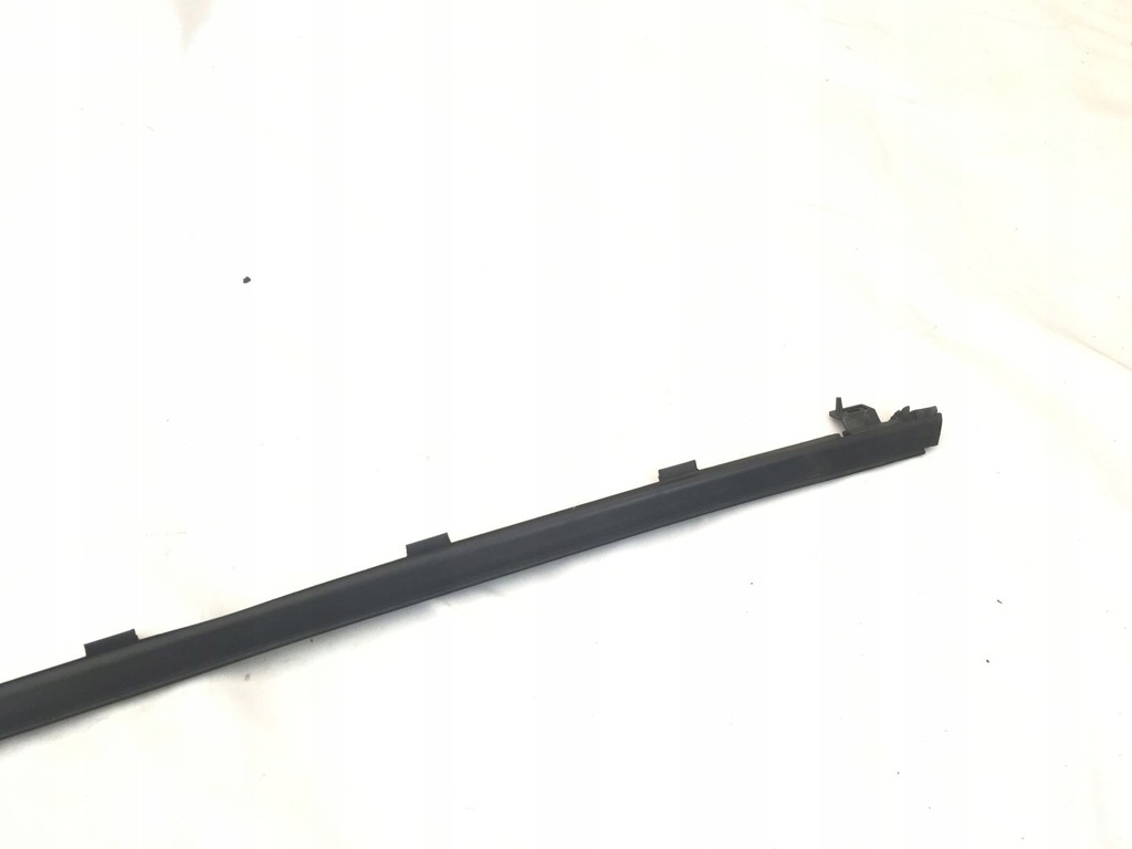 фото №4, Ford mustang cabrio 15- прокладка двері правий