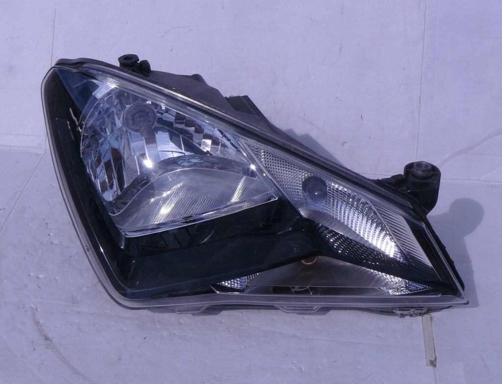 фото №1, Seat mii лампа передняя правая оригинал