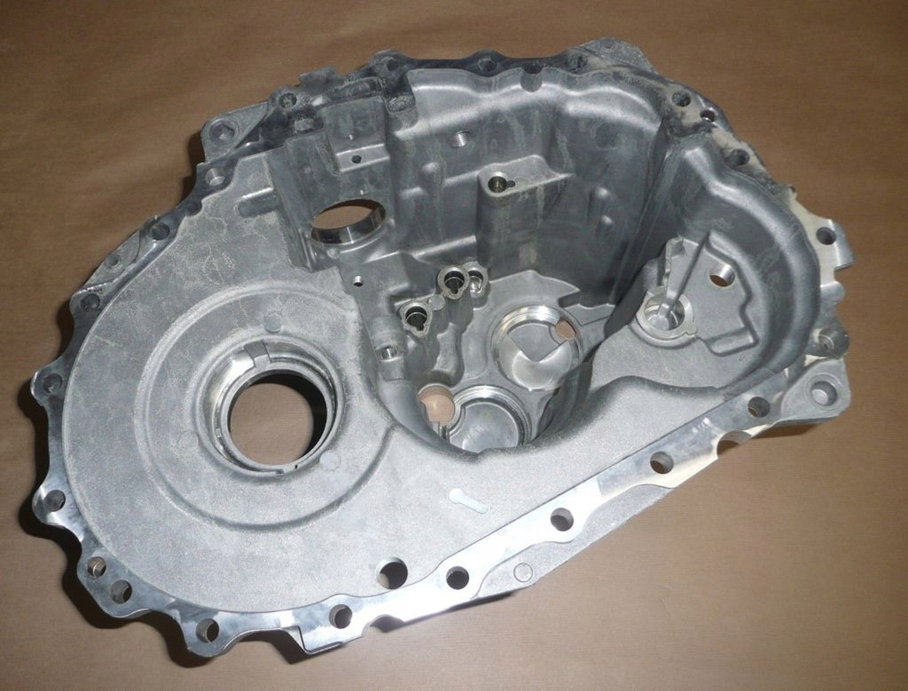 Корпус коробка передач. bieg.r megane ii,iii,iv 7701475357 Оригинал