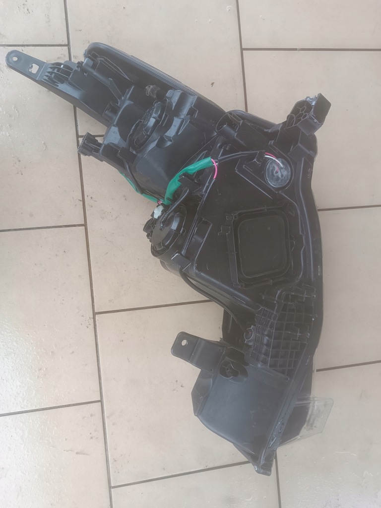 фото №8, Nissan leaf ii lift лампа правая перед czarna обычная na soczewce 260105sh0a