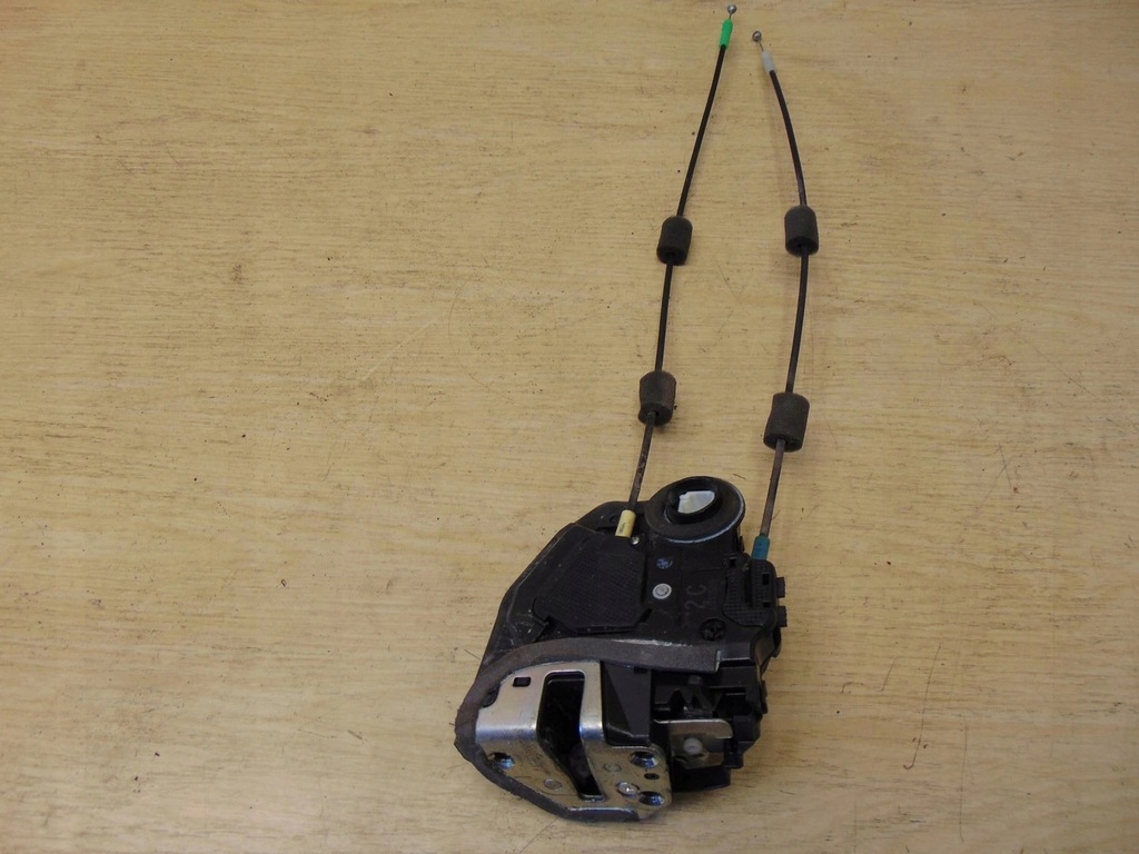 фото №5, Замок двері лівий задня toyota rav4 iii europa 2контакти