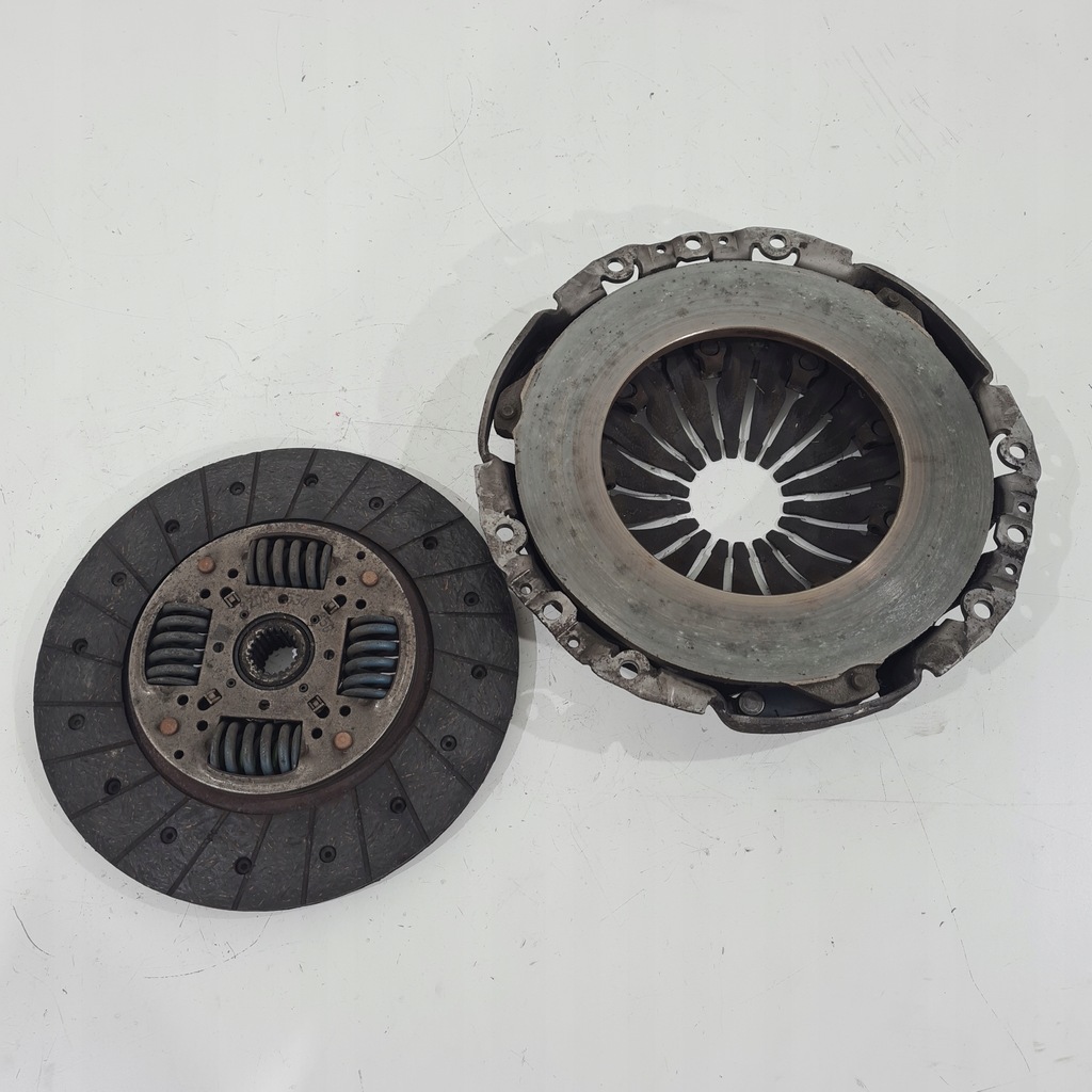 фото №1, Сцепление bdb диск + прижим 2.2 dci 8200534850 movano 1 master 2