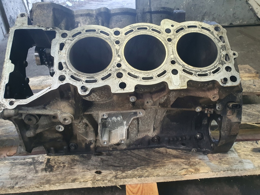 фото №10, Блок двигателя голый mercedes номинальный 3.0 cdi ml gl 642940