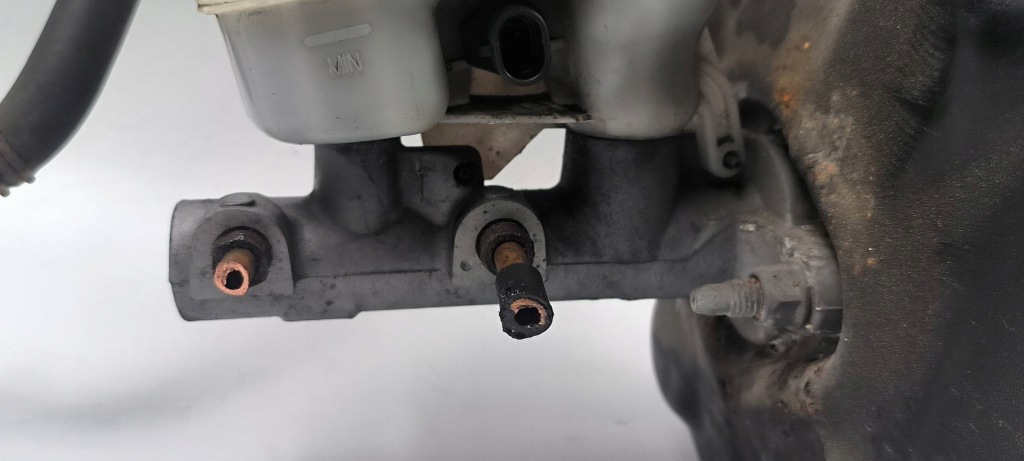 Підсилювач гальм гальмівні 18016548 cadillac dts Недорого