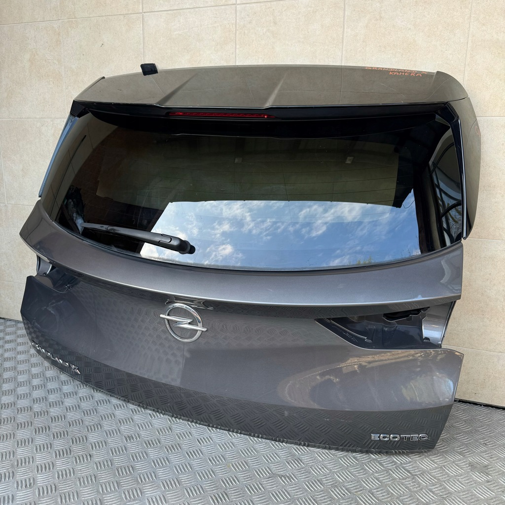 фото №3, Крышка багажника задняя комплектная opel grandland x 2021 rok камера