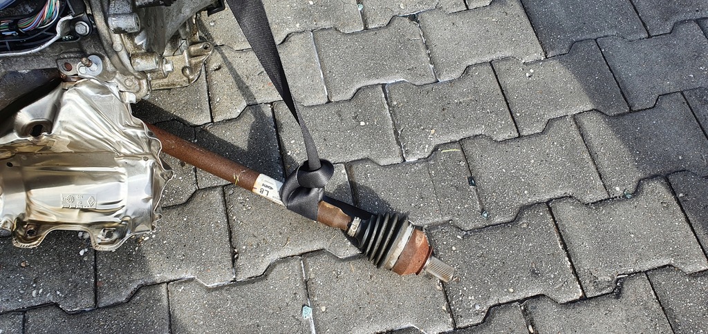 фото №1, Twingo iii 0.9 tce приводной вал правая левая